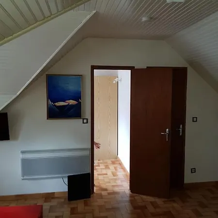 Apartman Joli Petit Au Calme