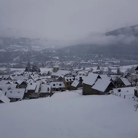 Joli Petit Au Calme 아파트 Vignec